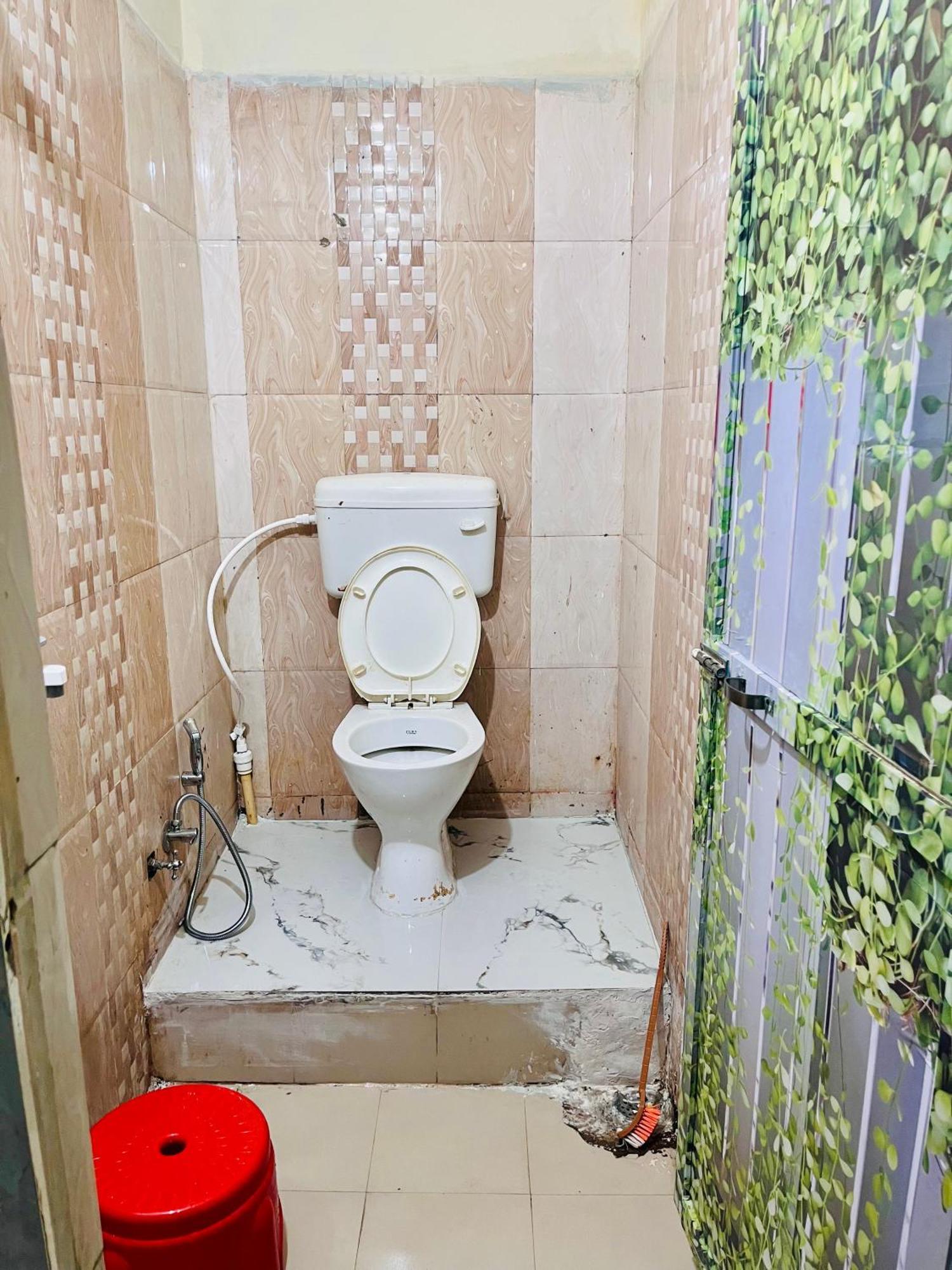 Rai Guest House Ujjain Buitenkant foto