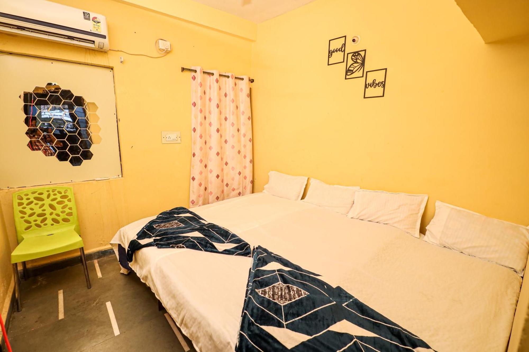 Rai Guest House Ujjain Buitenkant foto