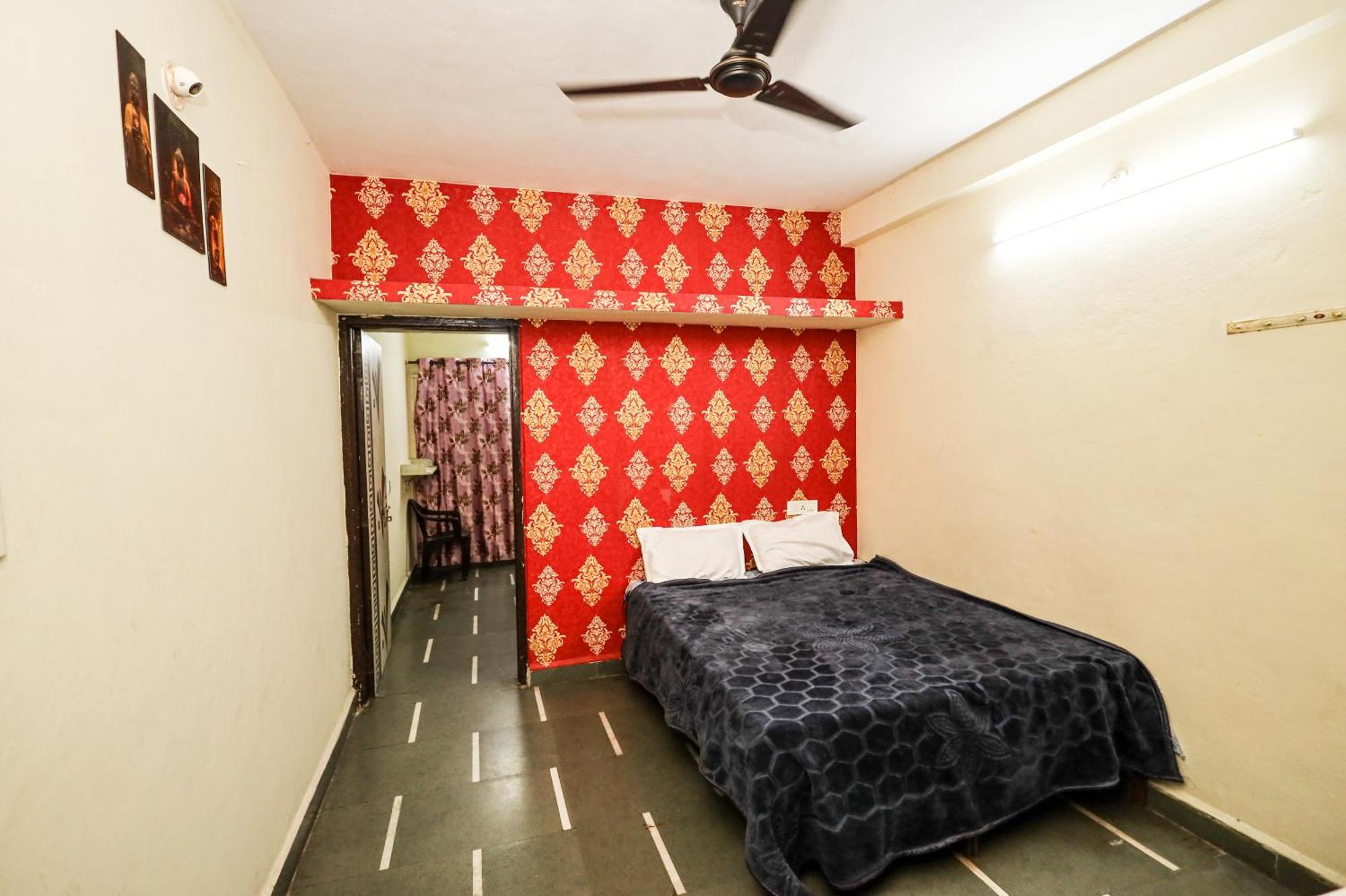 Rai Guest House Ujjain Buitenkant foto