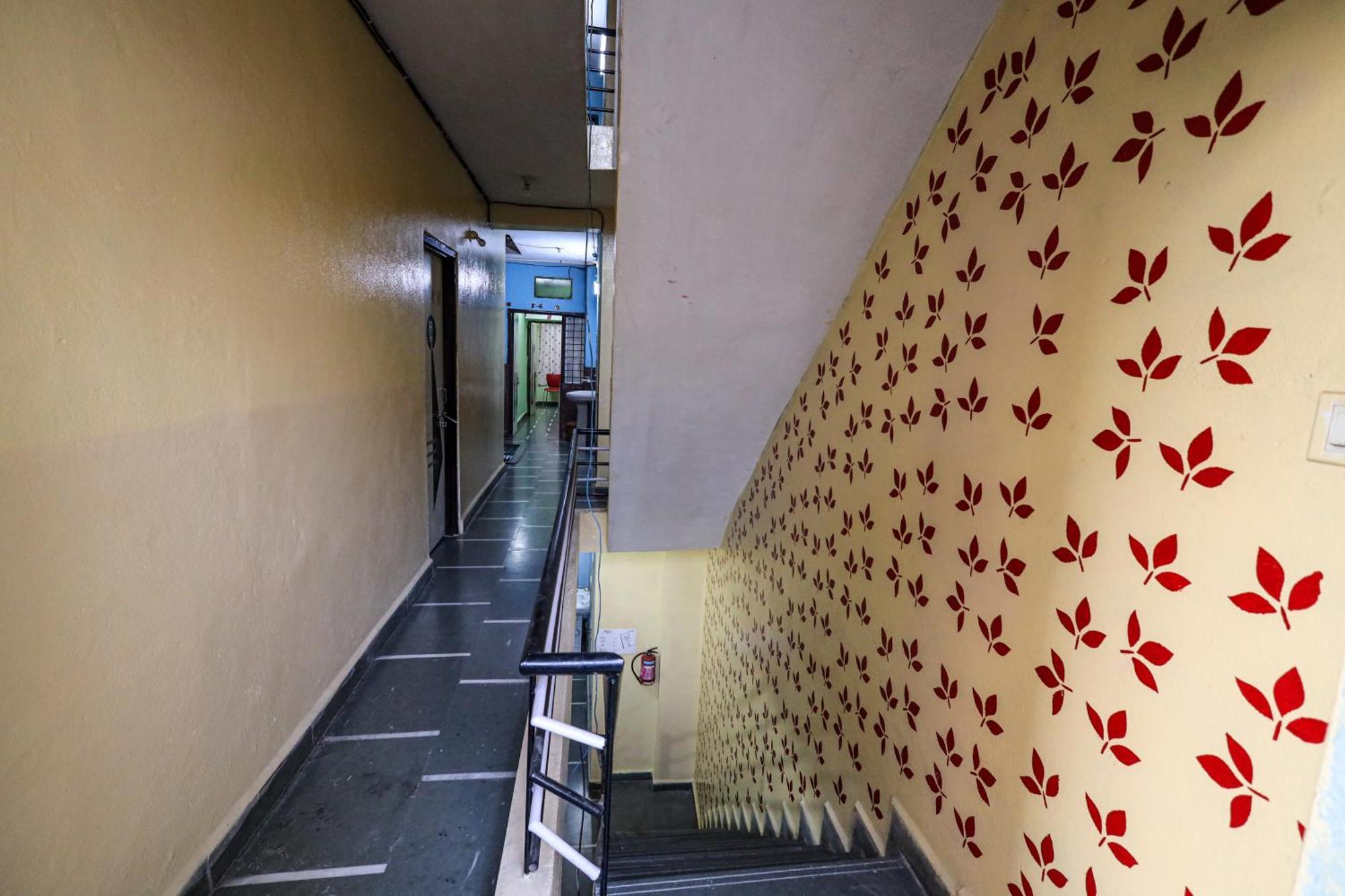 Rai Guest House Ujjain Buitenkant foto