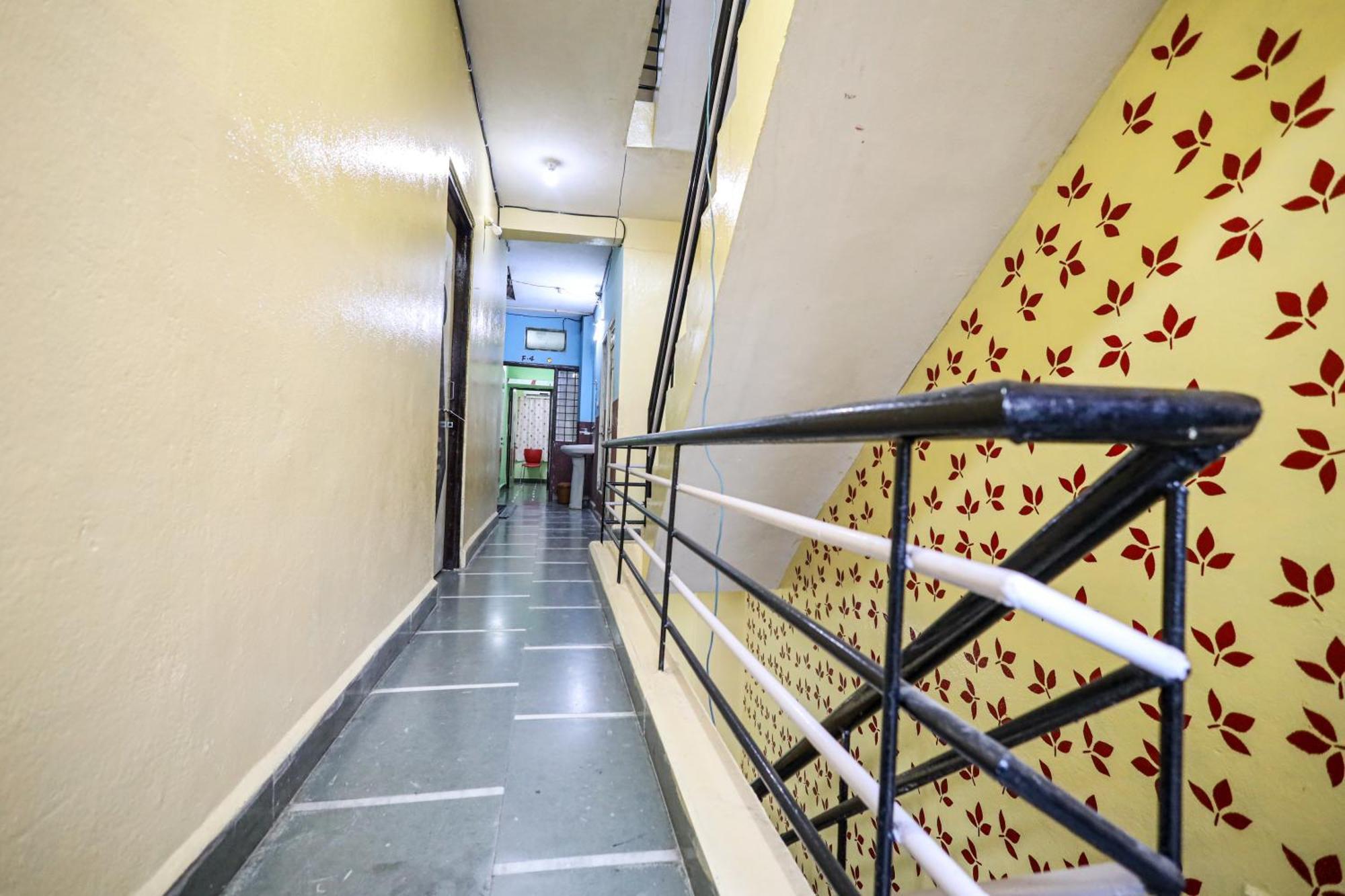 Rai Guest House Ujjain Buitenkant foto